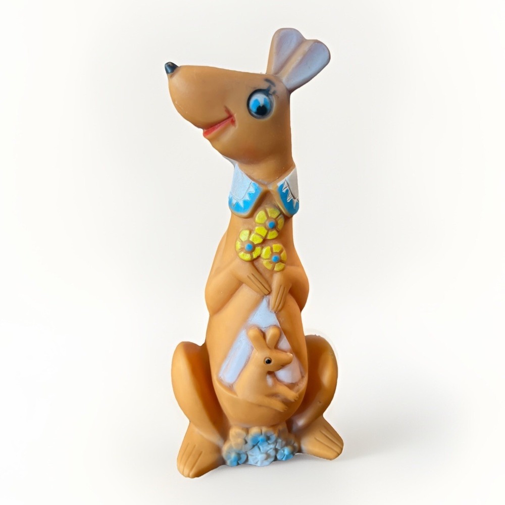 Vintage Kangaroo Squeak Toy Soft Plastic Australia Souvenir "Land Down Under"